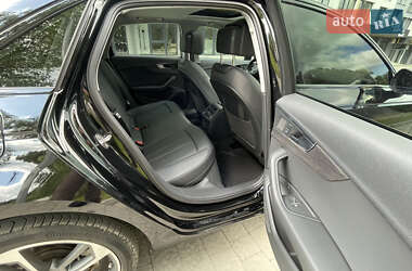Седан Audi A4 2019 в 