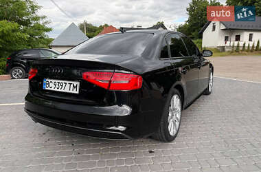Седан Audi A4 2014 в 
