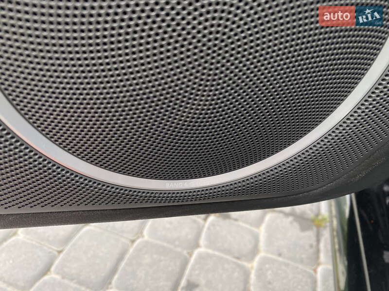 Седан Audi A4 2014 в Львове