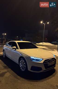 Седан Audi A4 2021 в Броварах