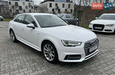 Седан Audi A4 2016 в Ужгороді
