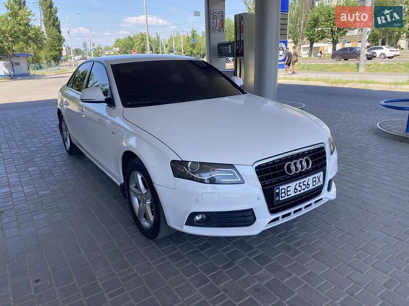 Седан Audi A4 2008 в Николаеве