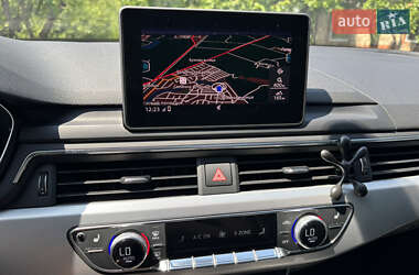 Седан Audi A4 2017 в 