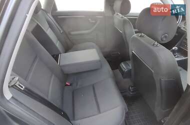 Седан Audi A4 2001 в 
