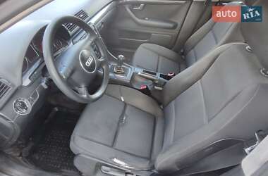 Седан Audi A4 2001 в 