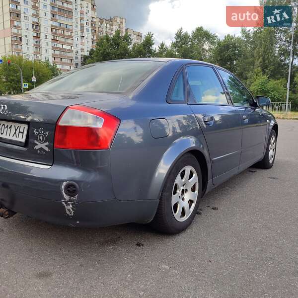 Седан Audi A4 2001 в Киеве