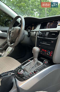 Седан Audi A4 2011 в 