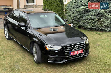 Седан Audi A4 2015 в 