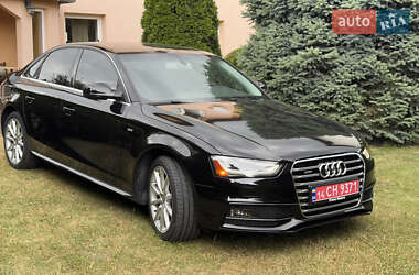Седан Audi A4 2015 в Стрию