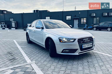 Седан Audi A4 2012 в Києві
