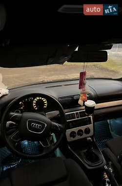 Седан Audi A4 1996 в 