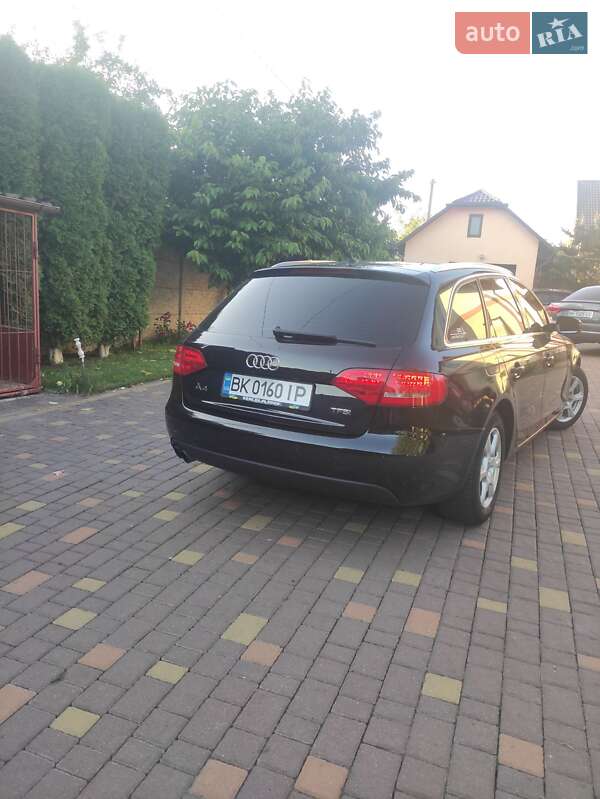 Универсал Audi A4 2010 в Ровно