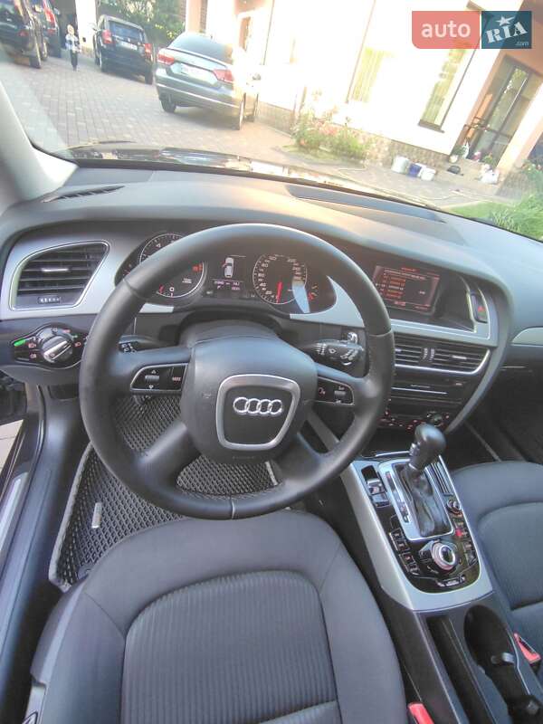 Универсал Audi A4 2010 в Ровно