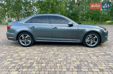 Седан Audi A4 2016 в 