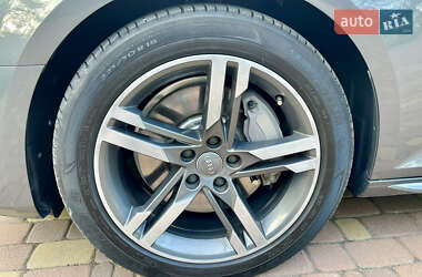 Седан Audi A4 2016 в 