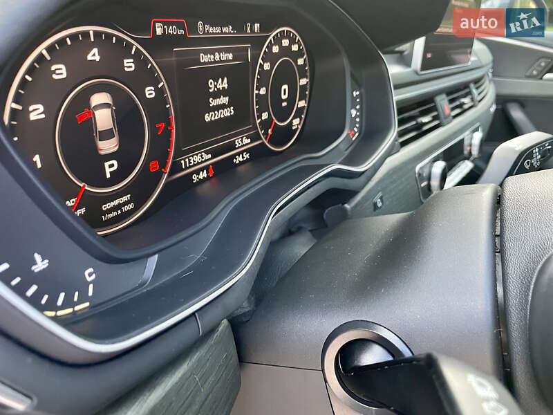Седан Audi A4 2016 в Харькове
