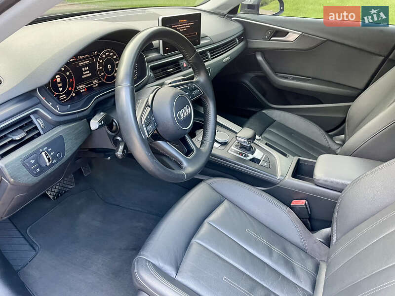 Седан Audi A4 2016 в Харькове