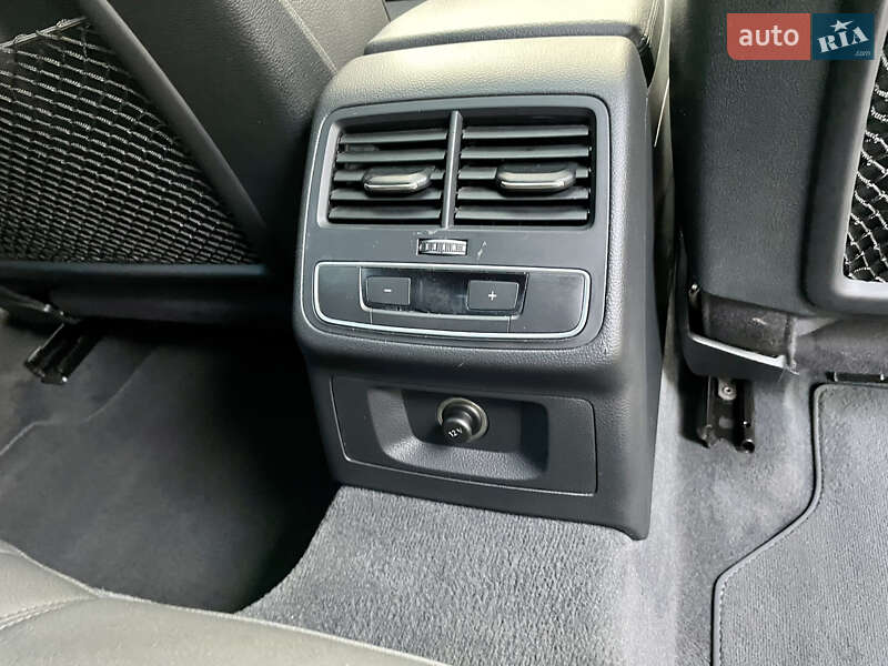 Седан Audi A4 2016 в Харькове