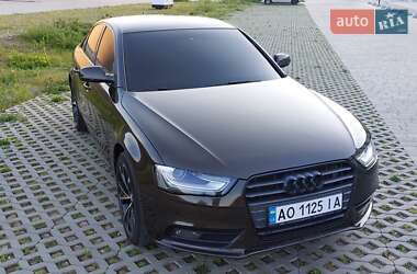 Седан Audi A4 2013 в 