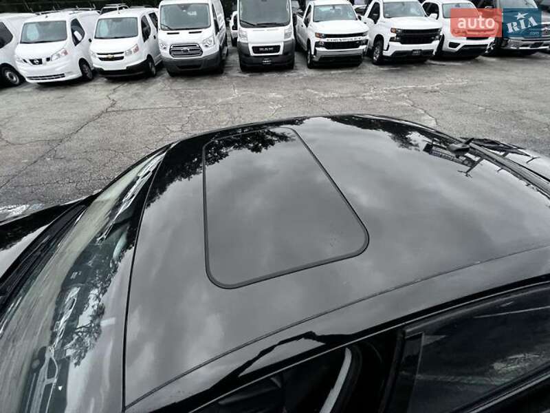 Седан Audi A4 2015 в Львове