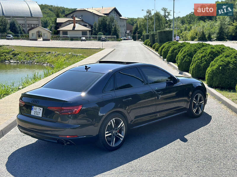 Седан Audi A4 2016 в Днепре
