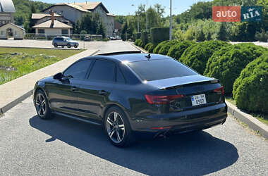 Седан Audi A4 2016 в 