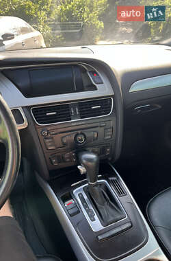 Седан Audi A4 2009 в 