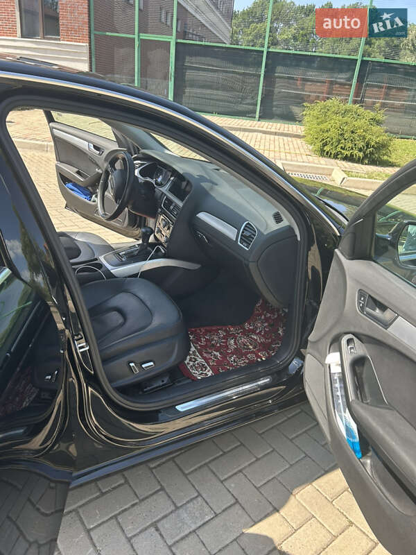 Седан Audi A4 2013 в Одессе