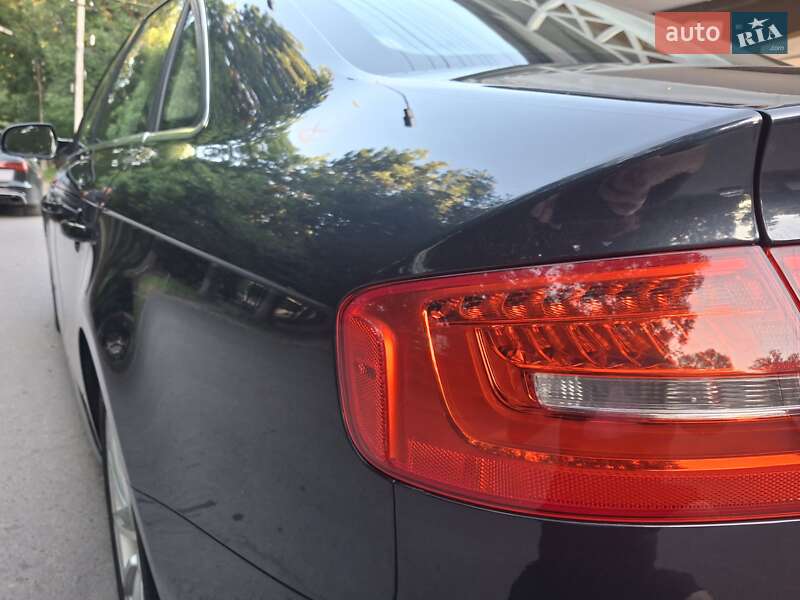 Седан Audi A4 2015 в Каменец-Подольском