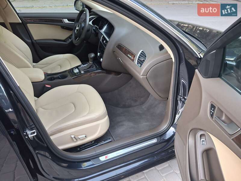Седан Audi A4 2015 в Каменец-Подольском