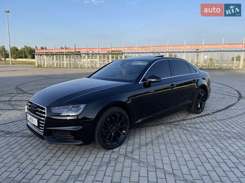 Седан Audi A4 2019 в Львове