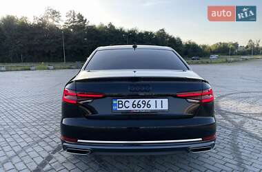 Седан Audi A4 2019 в 