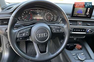 Седан Audi A4 2019 в 