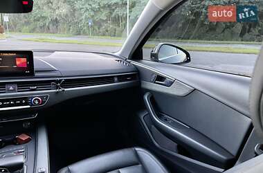 Седан Audi A4 2019 в 