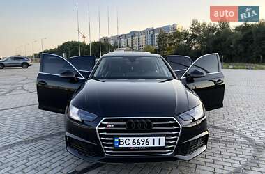 Седан Audi A4 2019 в 