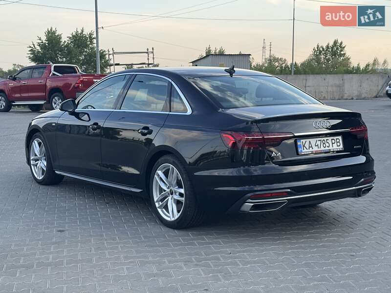 Седан Audi A4 2023 в Киеве