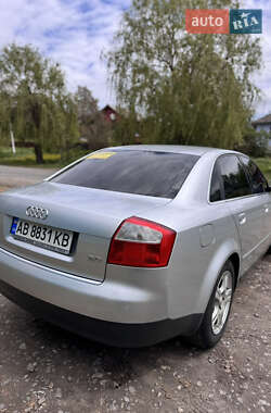 Седан Audi A4 2003 в 