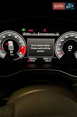 Седан Audi A4 2020 в 