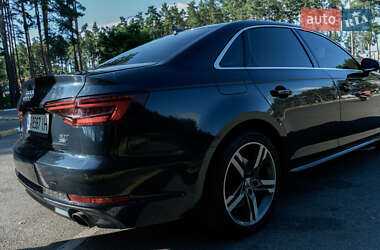 Седан Audi A4 2018 в 