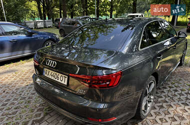 Седан Audi A4 2016 в 