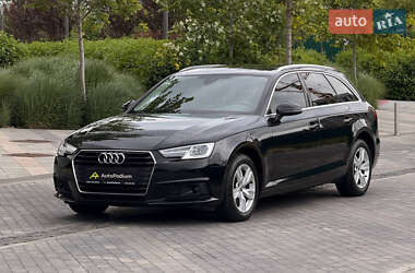 Универсал Audi A4 2017 в Киеве