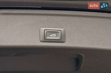 Универсал Audi A4 2017 в 