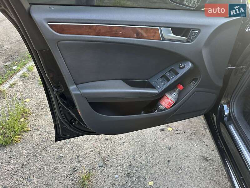Універсал Audi A4 2010 в Сумах