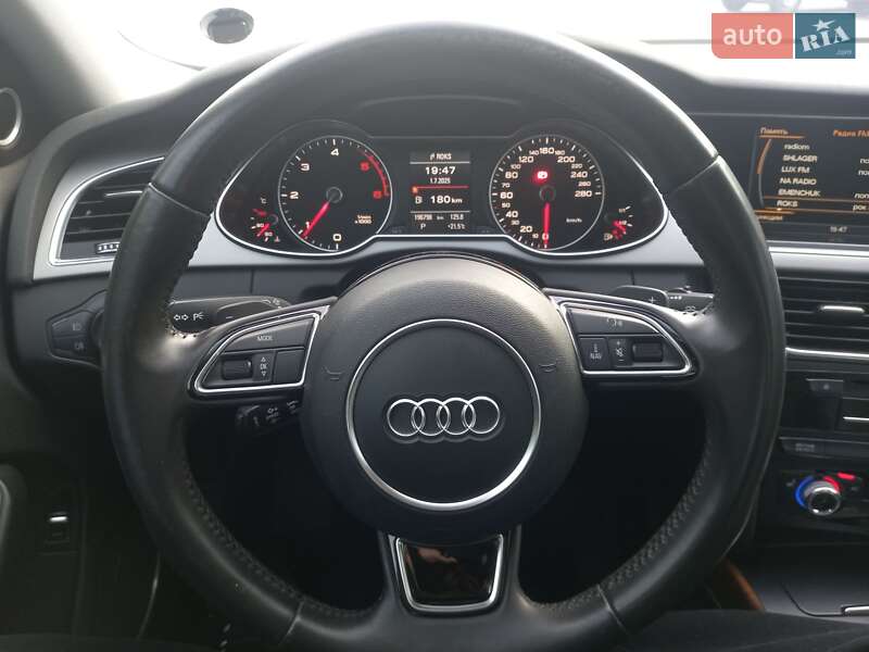 Седан Audi A4 2013 в Кременчуге