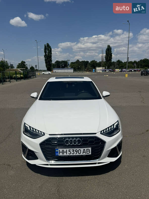 Седан Audi A4 2020 в Одессе