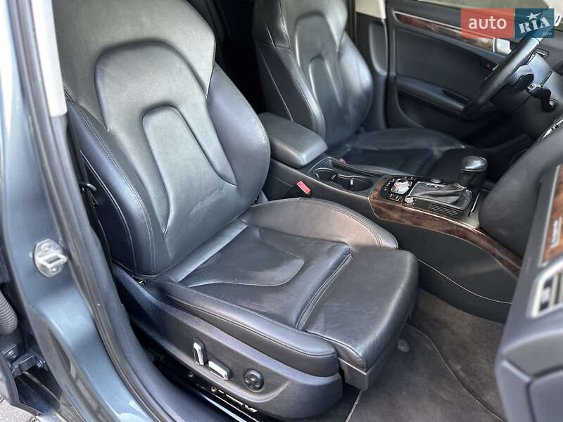 Седан Audi A4 2013 в Ивано-Франковске