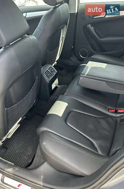 Седан Audi A4 2015 в 