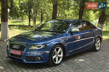 Седан Audi A4 2010 в 