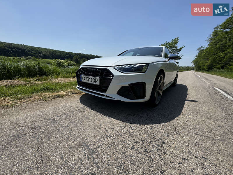 Audi A4 2019