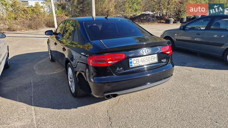 Седан Audi A4 2012 в Чернигове